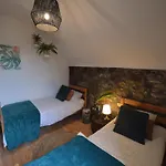 Сasa de vacaciones Group Escape In *