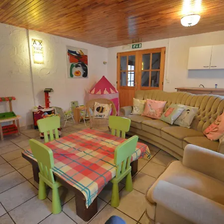 Spacious In With Garden Holiday home