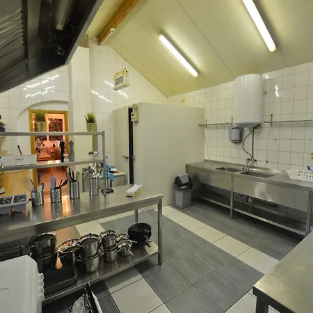 Holiday home Group Escape In *